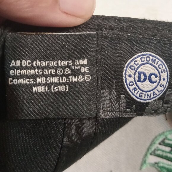 DC Comics Joker Embroidered Snapback Hat/Cap OSFA - Picture 7 of 8